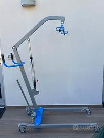 Sollevatore idraulico per anziani/disabili
