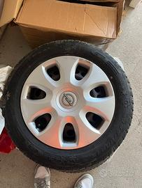 4 ruote da 16” e ruotino