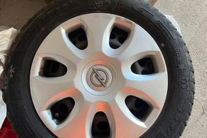 4 ruote da 15” e ruotino