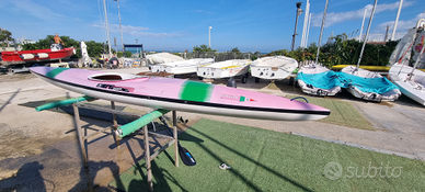 Kayak resinvetro, leggero e stabile. 420cm