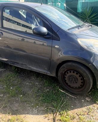 Peugeot 107 solo per ricambi