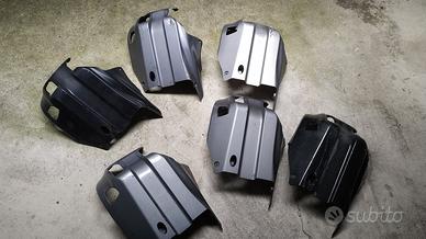 Yamaha mt-01 plastica sotto motore