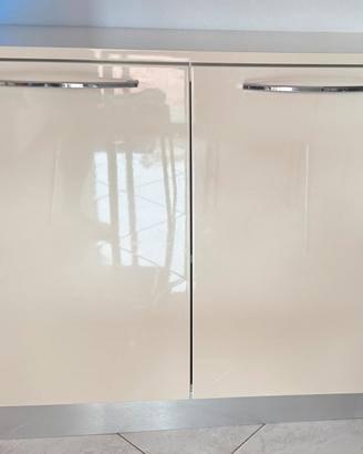 Mobiletto da cucina a due ante
