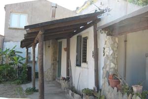 Casa singola con terreno in località balneare