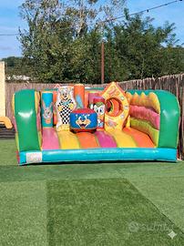 Area Gioco Gonfiabile Professionale con motore