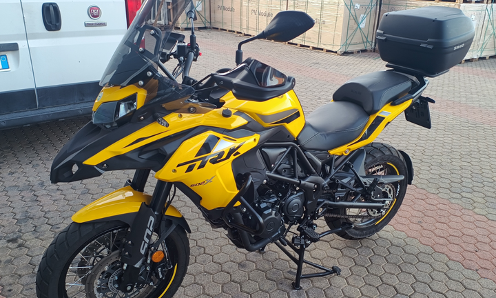 Moto Benelli Trk 502 X Limited