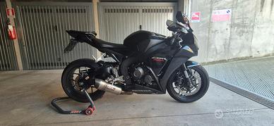 cbr 1000rr fireblade
