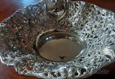 centrotavola in metallo argentato 