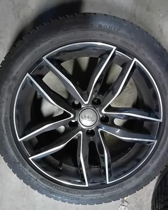  cerchi in lega con gomme antighiaccio