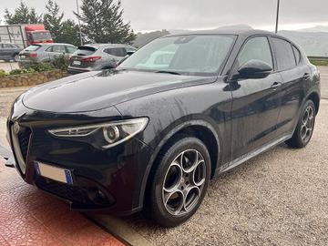 Alfa Romeo Stelvio 2.2 Jtdm 210 CV AT8 Q4 Executiv