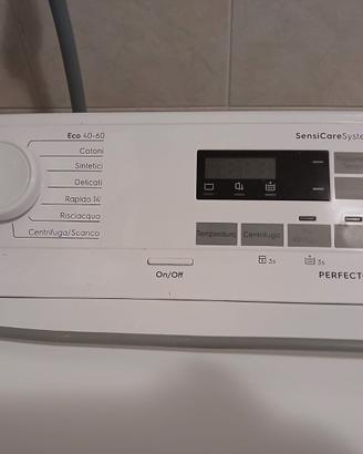 Lavatrice Electroluc PerfectCare 600 - 6 Kg.