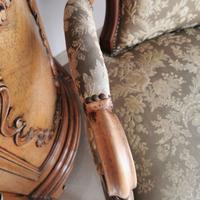 N. 2 poltrone. Ben conservate.