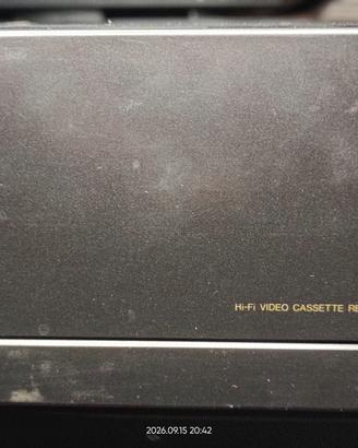 videoregistratore  S-VHS PANASONIC