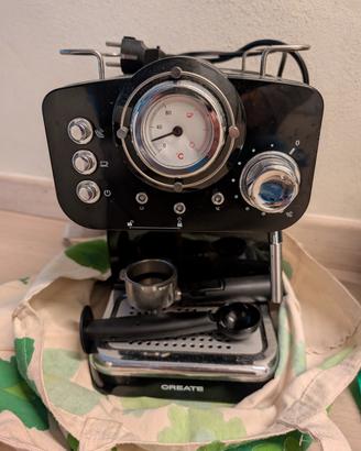 macchina per il caffè, usata poco, semiautomatica 