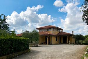 Villa con vista 700mq