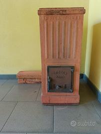 Antica stufa in terracotta IRSICA