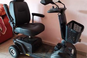 Scooter elettrico per anziani