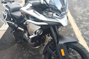 Cf Moto 800MT Turismo. 07/2025