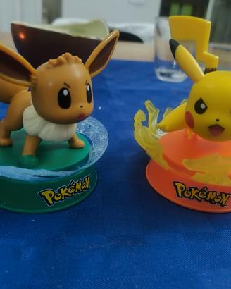 Pikachu e Eevee 