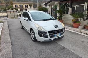 Peugeot 3008 1.6 HDi 110CV cambio robotizzato Tecn