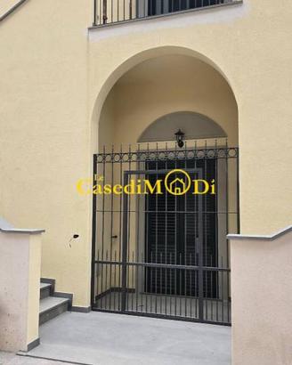Appartamento di 65 m² con 3 locali e posto auto a 