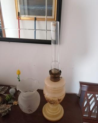 lume ad olio antico 