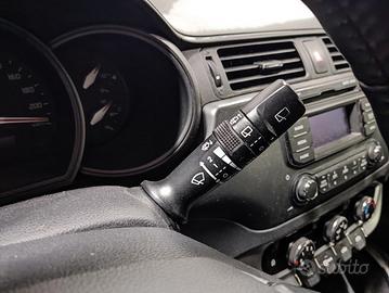 Devioluci / tergi cristallo KIA RIO del 2013