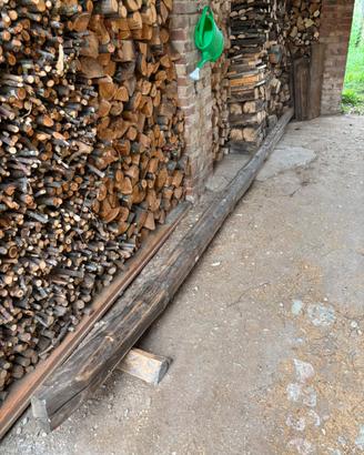 Trave in legno antica