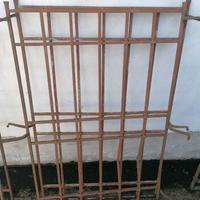 Inferiate antiche in ferro battuto