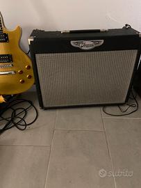 Traynor YCV40 con cono Vintage 30