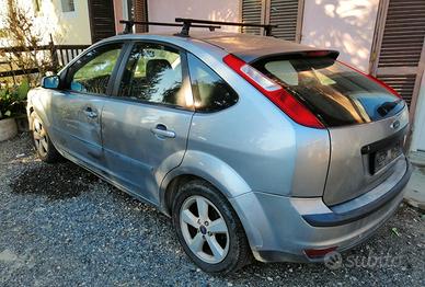 Ford focus per pezzi di ricambio