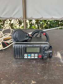 VHF ICOM  m421