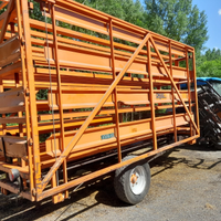 Carro carica balle di fieno