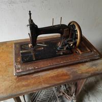 macchina da cucire vintage