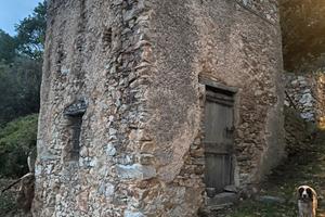 Rustico da ristrutturare