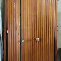 Porta entrata blindata in legno massello. 