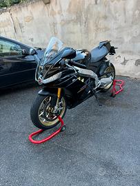 Aprilia Rsv4 Factory