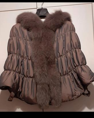 Poncho-Mantella bordata di pelliccia