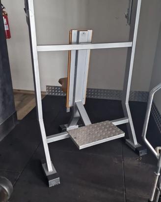 Attrezzo per palestra