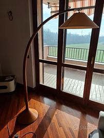 Lampada da terra di design
