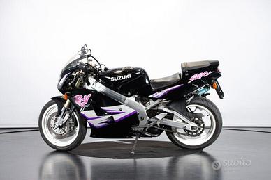 1992 SUZUKI RGV GAMMA 250 - RDS01922