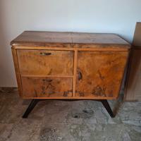 mobile gon giradischi 