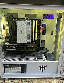🎮PC Gaming Ryzen 5+RTX 4060 + 32GB RAM -Come NUOVO