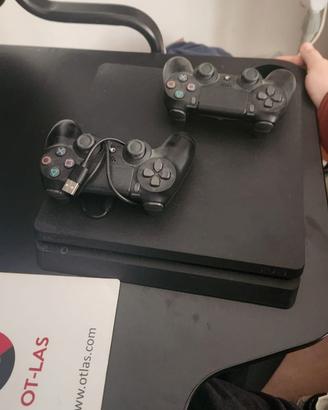 PS4 + 10 GIOCHI
