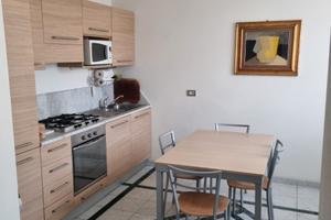 Grande appartamento con 3 camere e posto auto