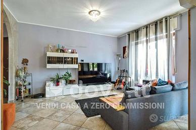 Appartamento di 90 m² con 4 locali a Vedano Olona