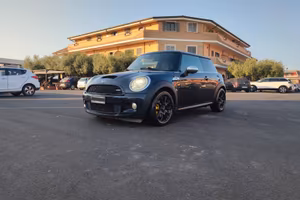 MINI COOPER S  "John Cooper Works"