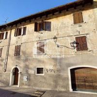 CASA TERRA CIELO CON DUE APPARTAMENTI