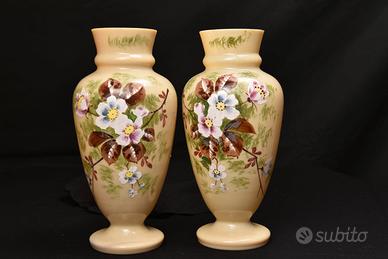 Coppia Vasi Opalina Antica - Dipinti a Mano