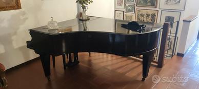 Prestigioso pianoforte BECHSTEIN